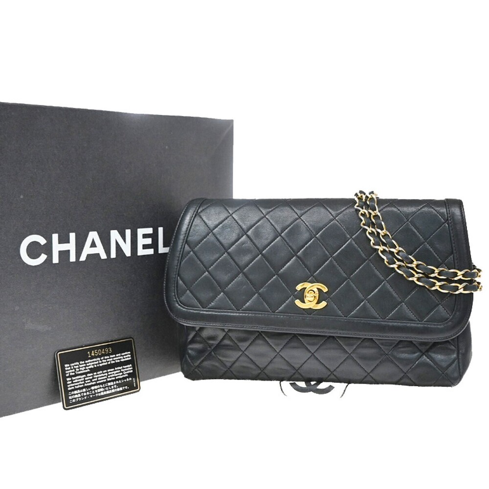 Chanel Chanel Matelassé Cuir Noir Black leather medium